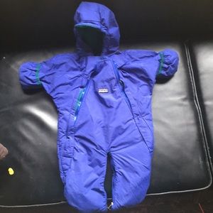 Well loved Patagonia bunting.